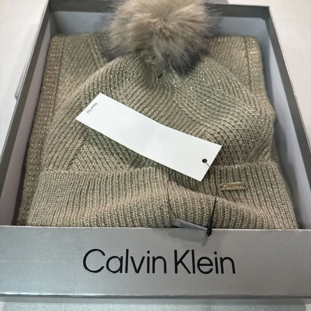 Calvin Klein Hat And Scarf Set NWT, Preppy, Fashion, Dress, Almond Color, Winter